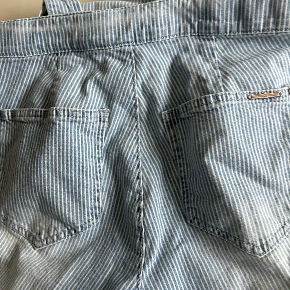 Cream Women’s Faded Blue Denim Pinstripe Overalls with Ruffled Straps  Size XS - Picture 7 of 16